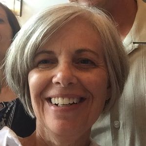 Meet your Posher, Elaine